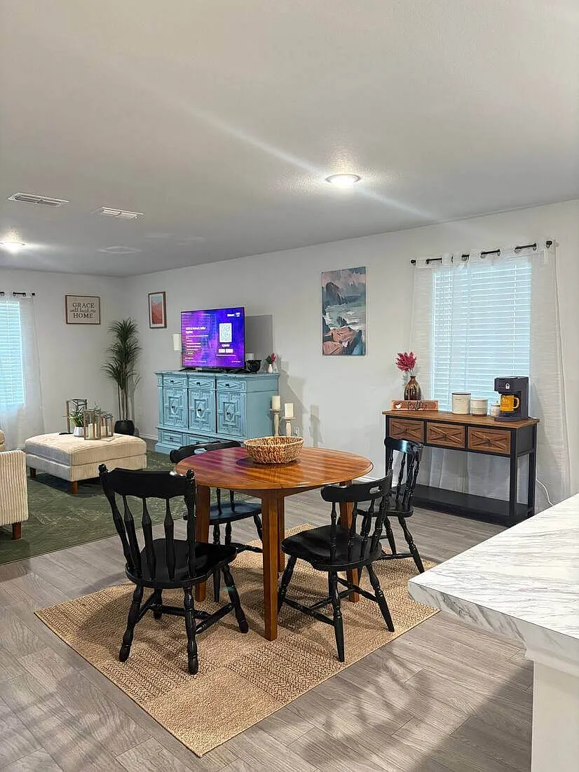 Brand New Furnished House in Abilene — Photo 4