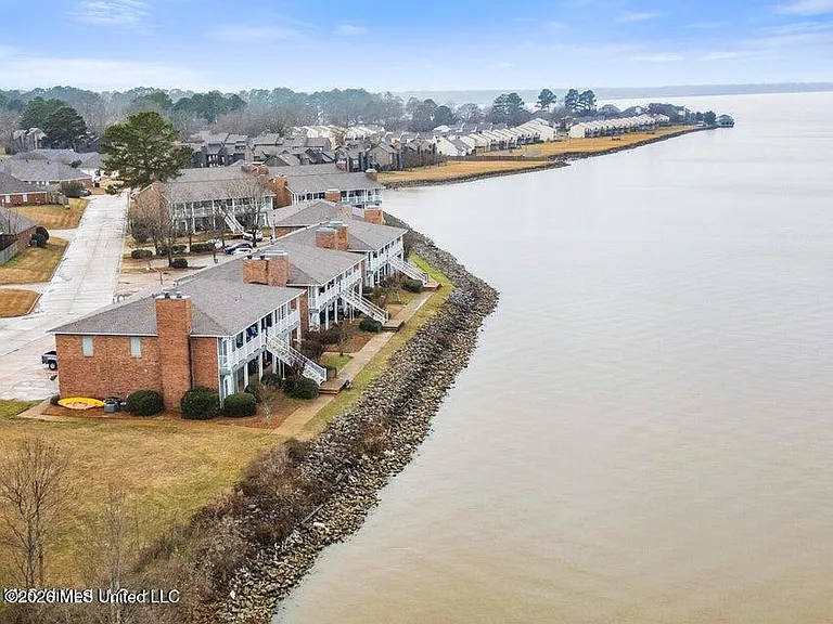 74 Lake Barnett Dr — Photo 9