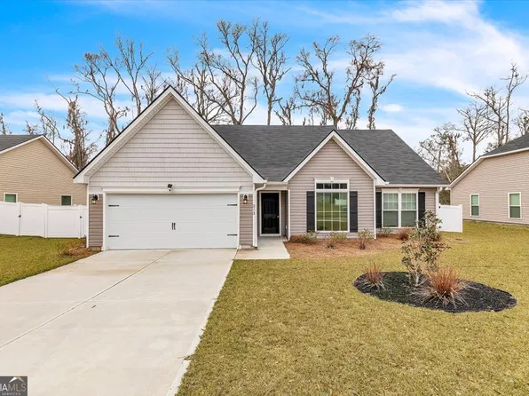 213 Acorn Dr, Brunswick, GA 31525