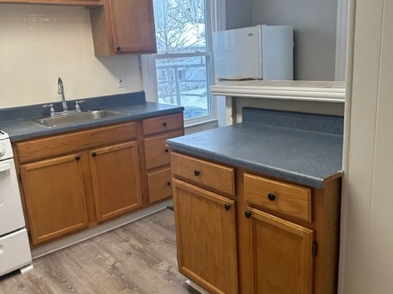 51 Alliance Ave — Photo 2