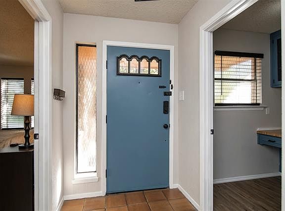 4th image of 7521 Yolanda Dr