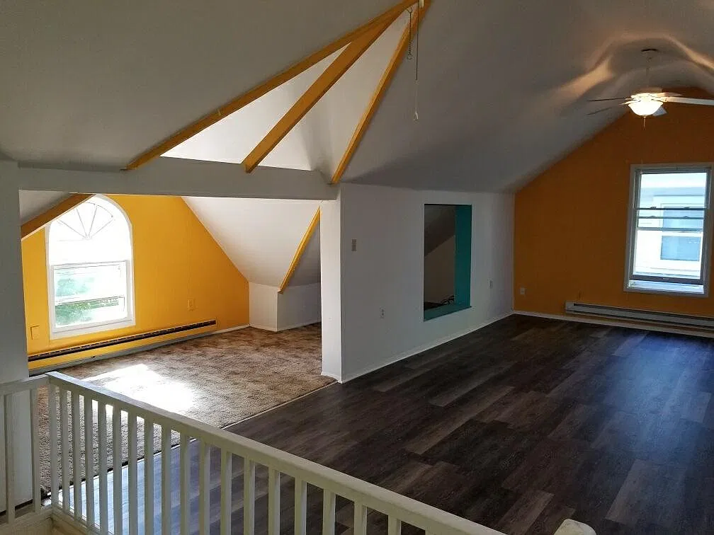 909C Columbia Ave — Photo 3