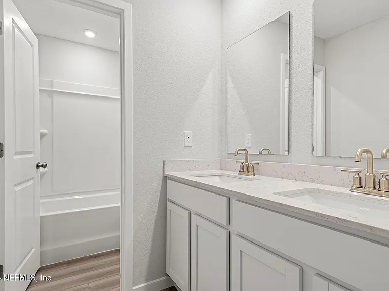 14710 Cashew Ave — Photo 16
