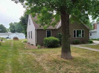 910 1st Ave, Madison, MN 56256