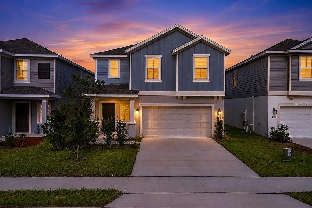 4 bed, 2.5 bath, 1933 sqft, $2,200 — Photo 4