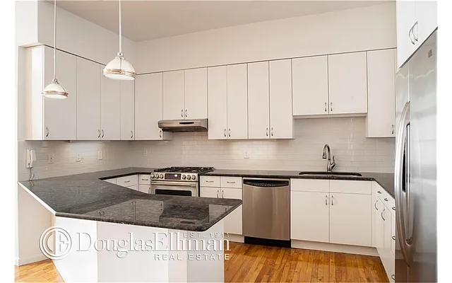 Rented by Douglas Elliman | media 34