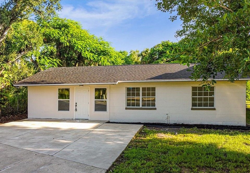 1st image of 3847 Desoto Ave