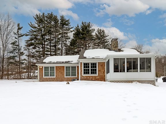 5th image of 428 Breakneck Hill Road