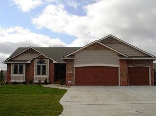 8706 E Blade Ct, Wichita, KS 67226
