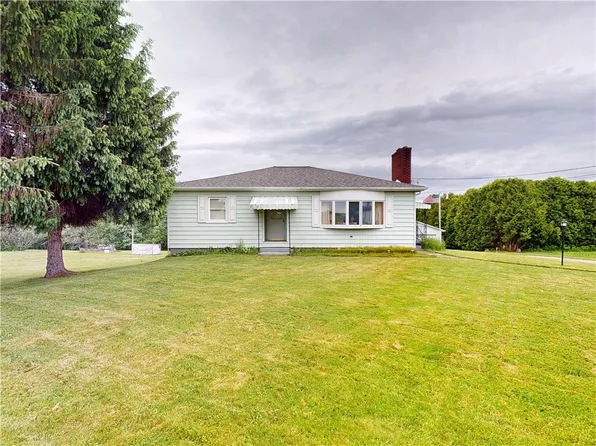 105 Cemetery Rd, Hilliards, PA 16040