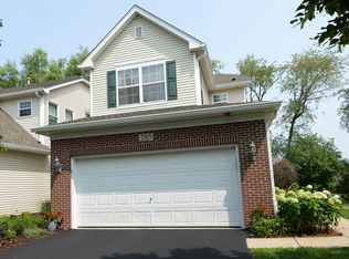 285 Ridge Rd, North Aurora, IL 60542