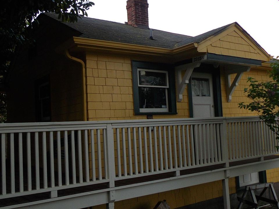 Stand-alone cottage