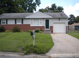 509 Plantation Dr, Chesapeake, VA 23323