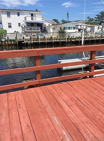 2nd image of 15 Glenn Dr