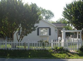 127 S 4th St, Hampton, VA 23664