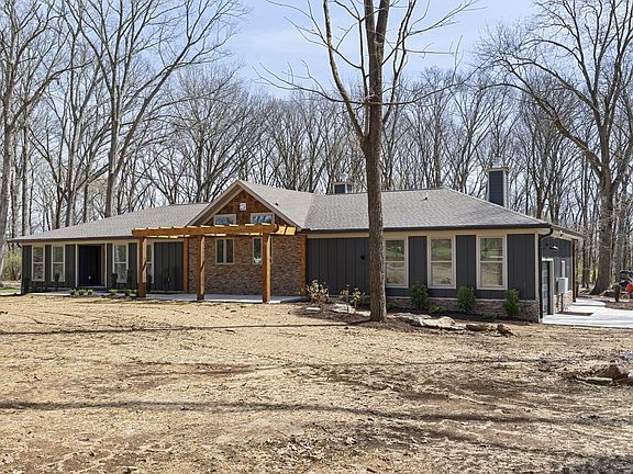 2nd image of 1328 Farmwood Dr