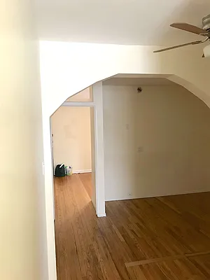 Rented by Capri Jet Realty Corp | media 4