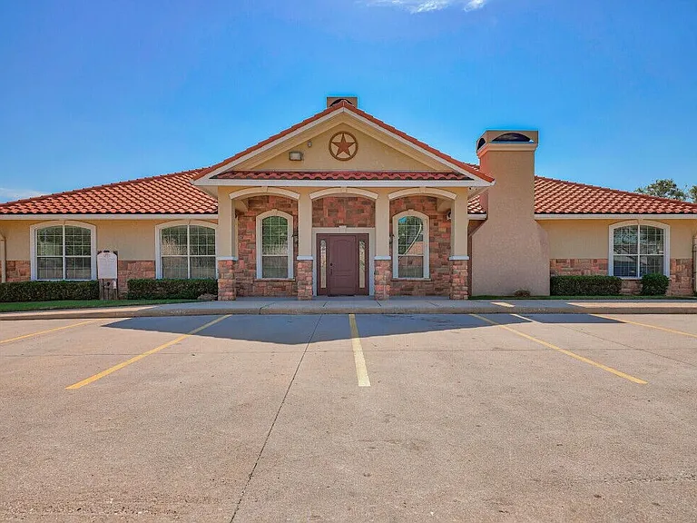 Stone Creek Ranch Apartments — Photo 2