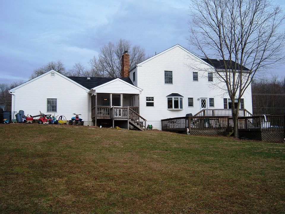 2nd image of 221 Matchaponix Ave