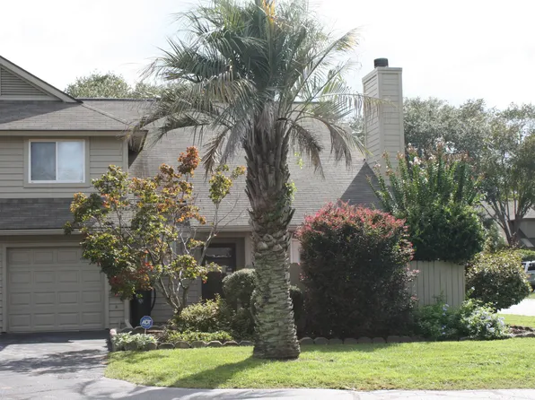 14 Maplecrest Dr, Charleston, SC 29412