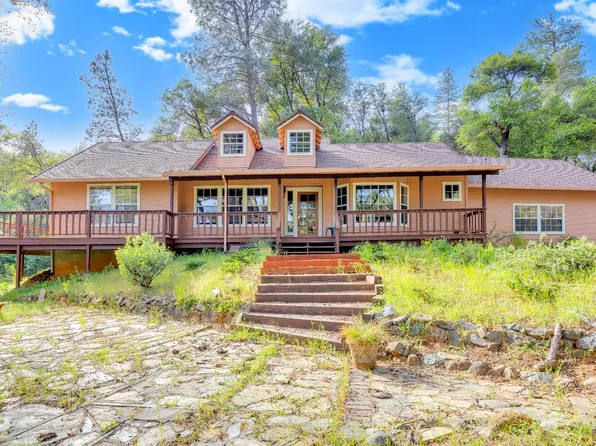 19555 Tuolumne Rd N, Tuolumne, CA 95379
