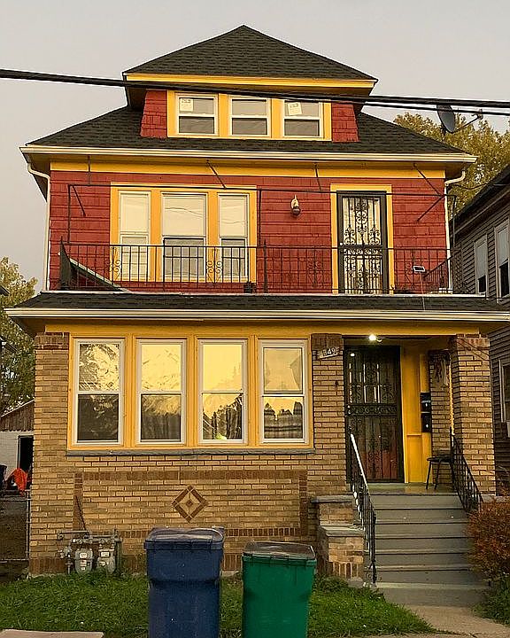 1st image of 349 Goodyear Ave