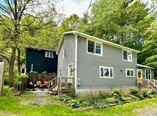 4 & 6 Phineas White Ln, Putney, VT 05346