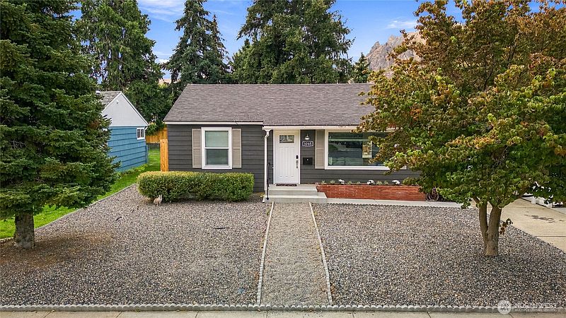 2nd image of 1235 Columbine Street