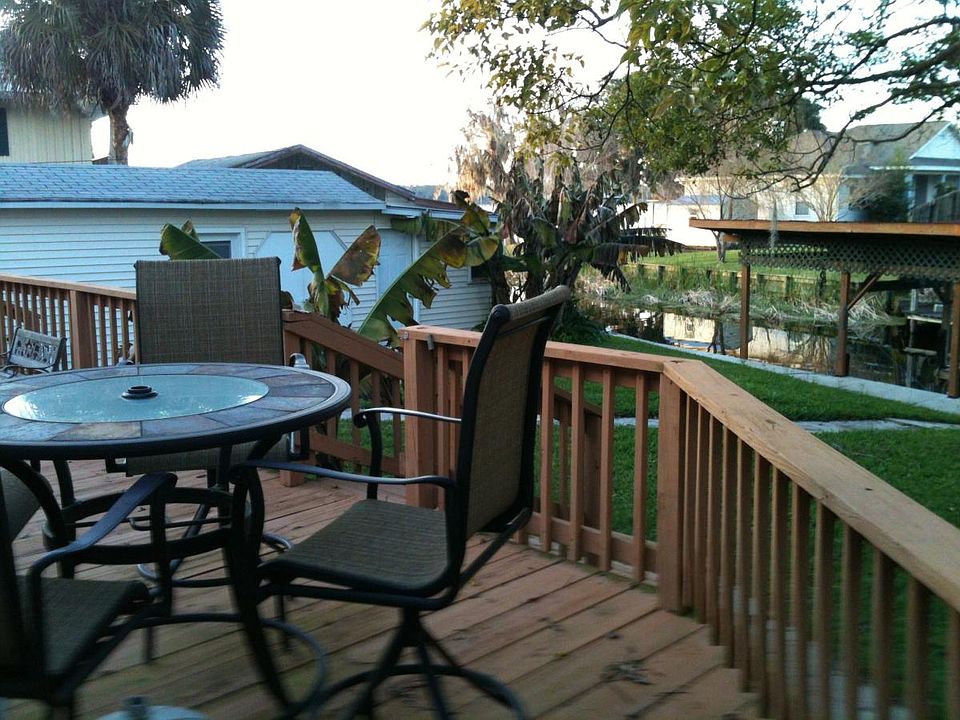 River view from large deck in back
