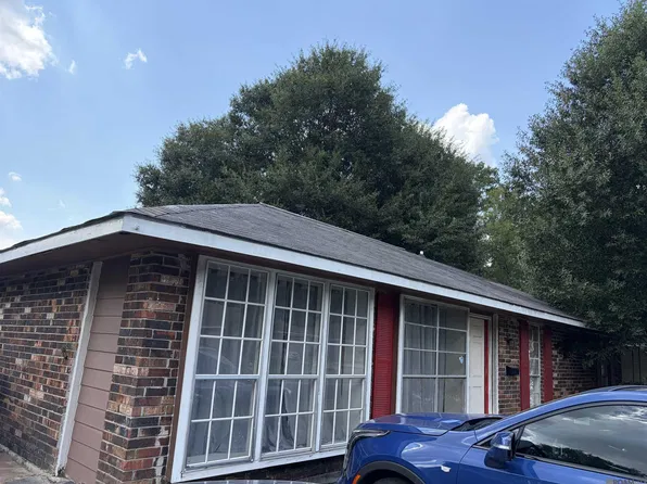 (undisclosed Address), Baton Rouge, LA 70815