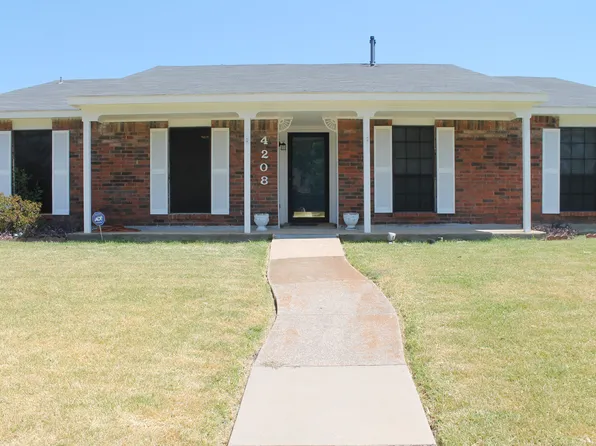 4208 Arbor Dr, Mesquite, TX 75150
