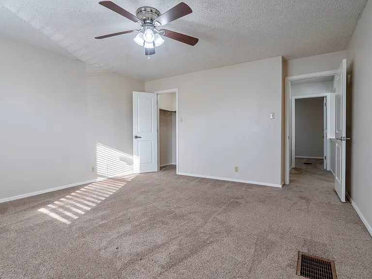 4533 Bermuda Dr — Photo 14