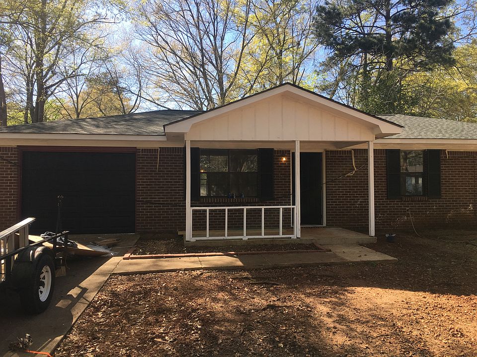 2nd image of 2850 Pickard Place