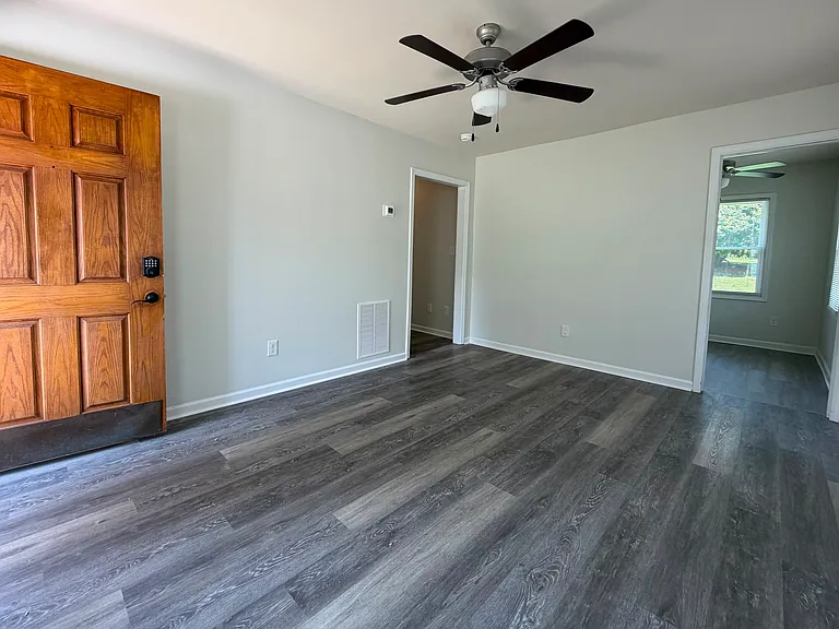 2948 Coronet Way — Photo 3