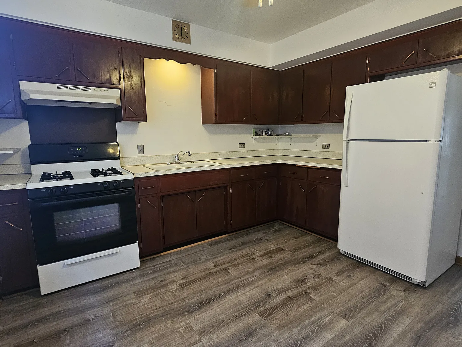 2 bed, $1,395 — Photo 4