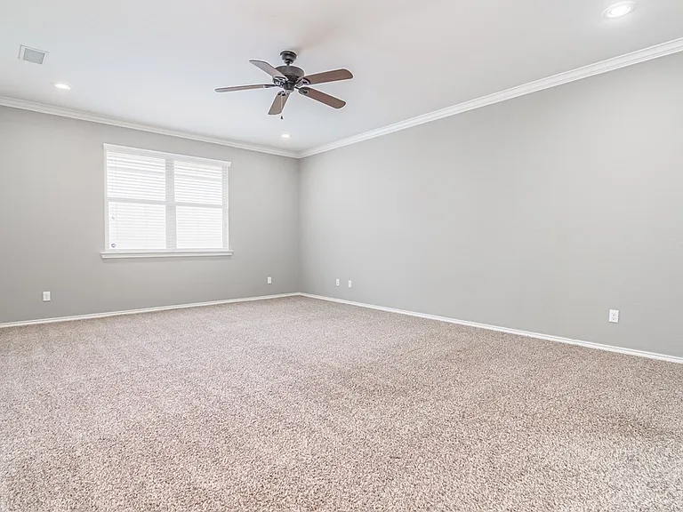 5329 Bella Pl — Photo 4