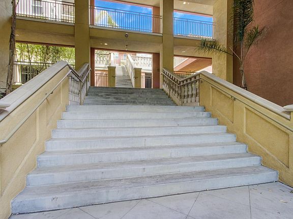 3rd image of 2988 Grassina St