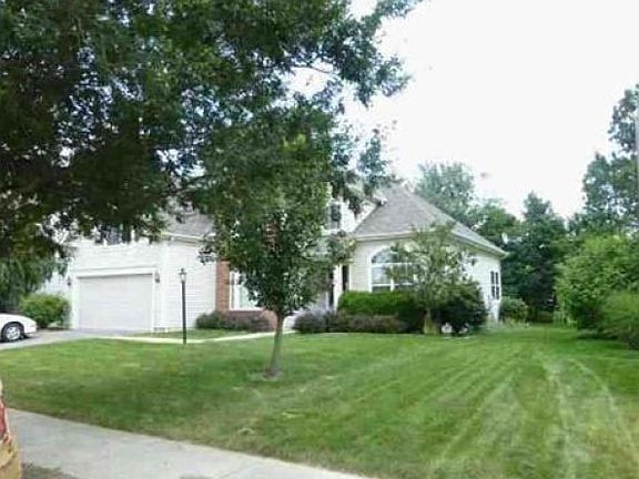 5th image of 380 Rocky Springs Dr