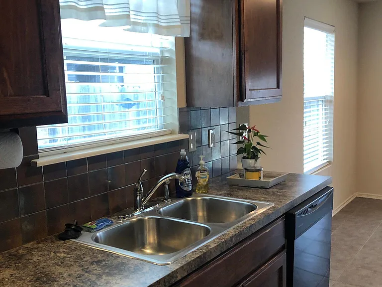 16057 S 85th East Ave — Photo 9