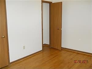 5th image of 2725 W Kilbourn Ave APT 202