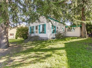704 N 4th St, Mount Vernon, WA 98273