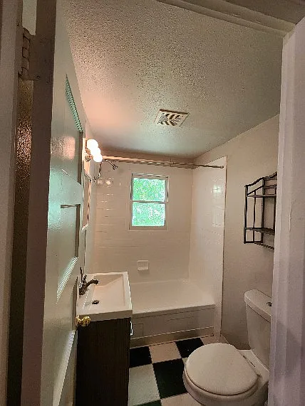 1847 23rd St #1847 — Photo 8