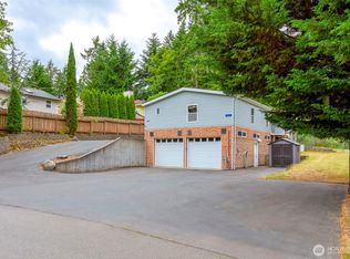 889 NE Sleepy Way, Bremerton, WA 98311