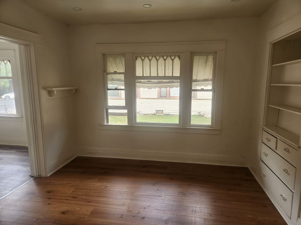 1st image of 613 W 4th St #1