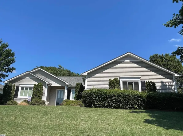 23 Sunbriar Dr, Greenville, SC 29615
