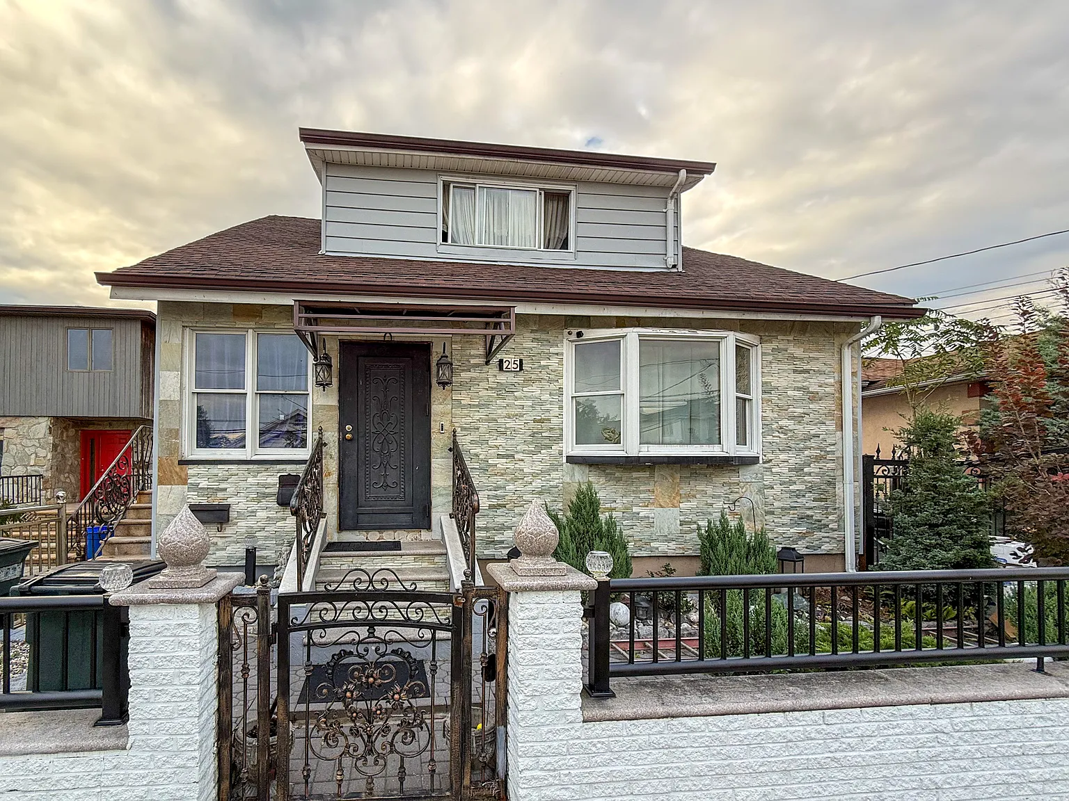 2 bed, $2,800 — Photo 1