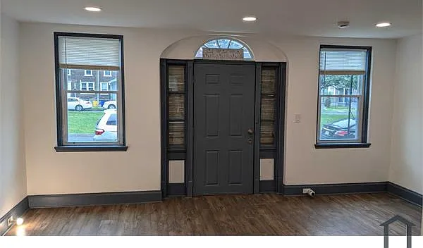 2909 Yorkship Rd — Photo 4