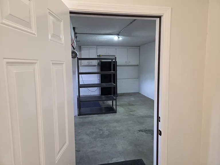 1037 Alta Vista Dr — Photo 18