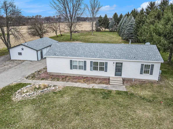 767 Miller Rd, Plainwell, MI 49080