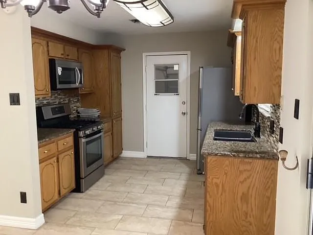 4422 Haiti Ln — Photo 6